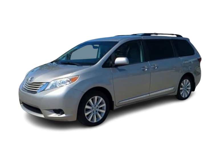 2015 Toyota Sienna LE -
                Farmington Hills, MI