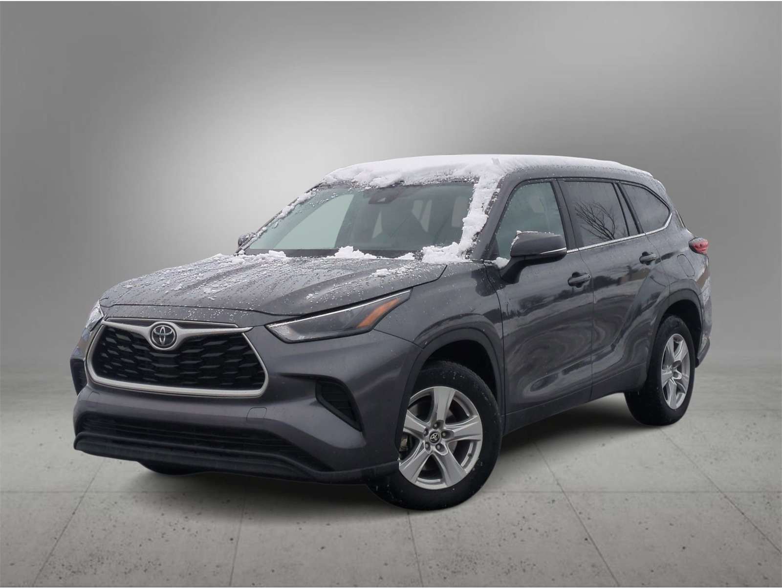 2023 Toyota Highlander L's photo