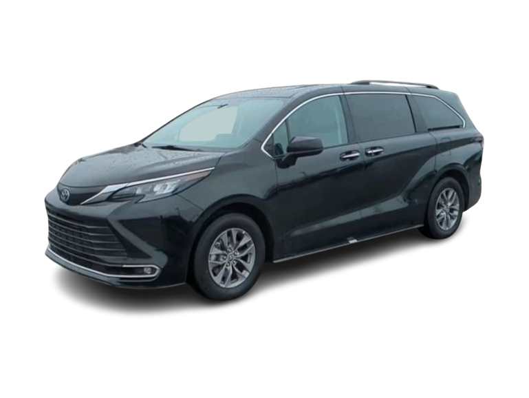 2024 Toyota Sienna XLE Hero Image