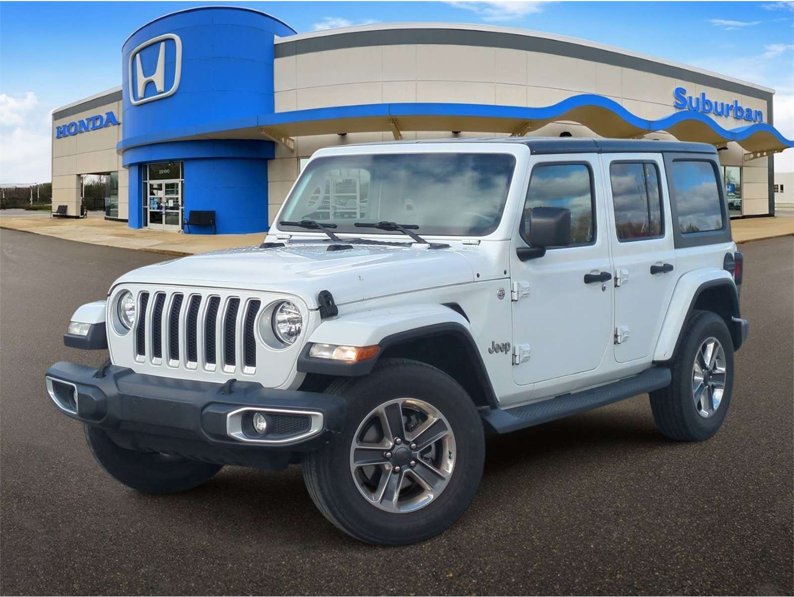 2020 Jeep Wrangler Unlimited Sahara's photo