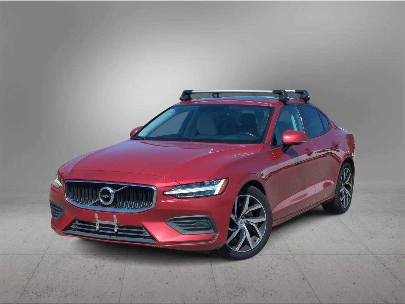 2020 Volvo S60 Momentum's photo