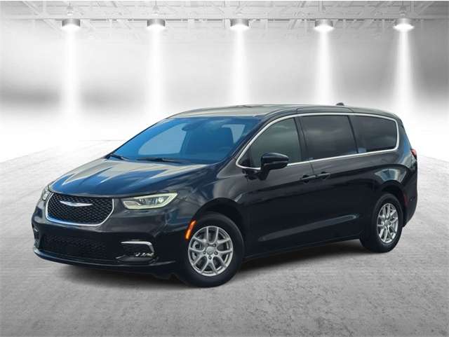 2026 Chrysler Pacifica Select's photo