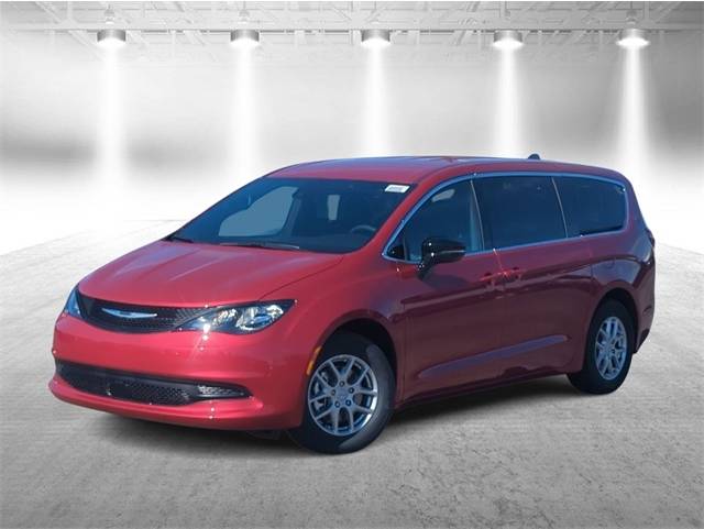 2026 Chrysler Voyager LX's photo