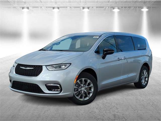 2026 Chrysler Pacifica Select's photo