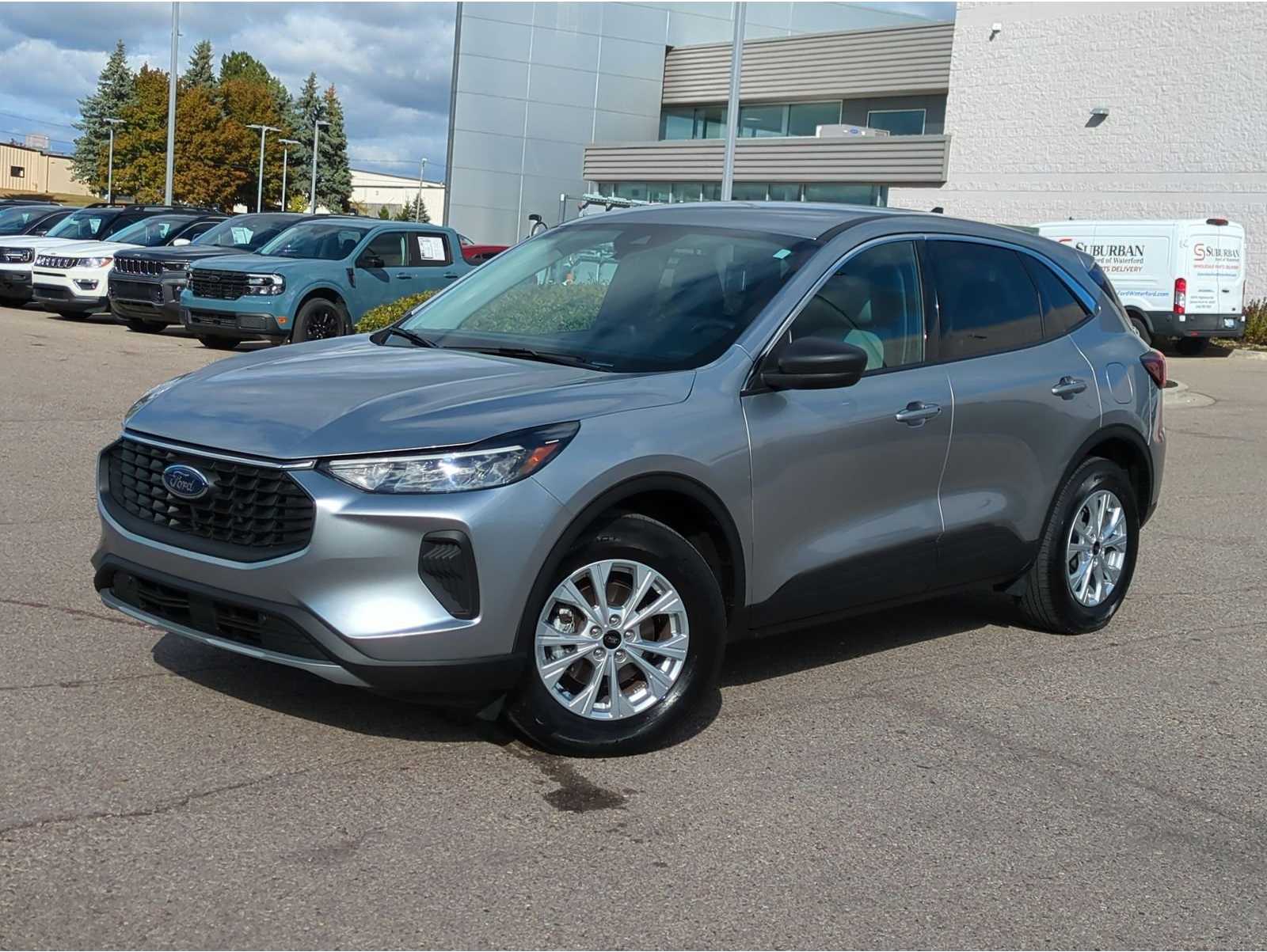 2023 Ford Escape Active's photo