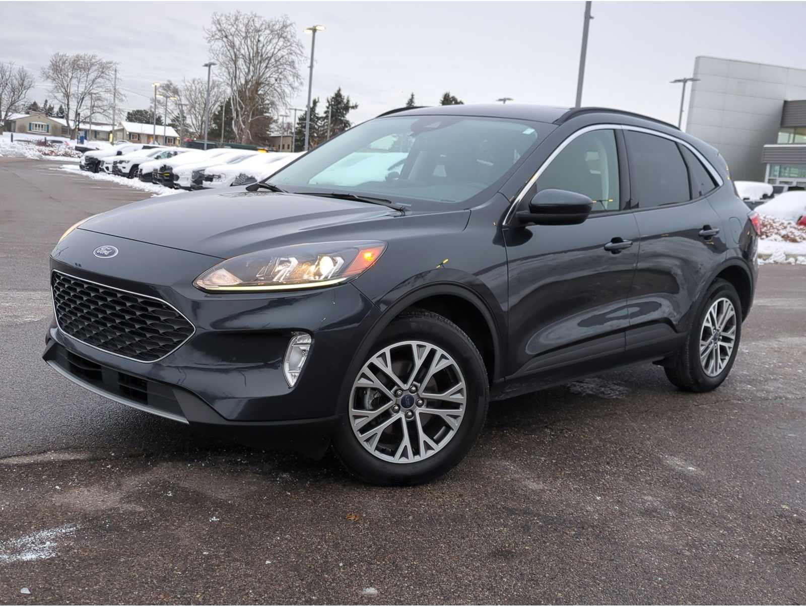 2022 Ford Escape SEL's photo