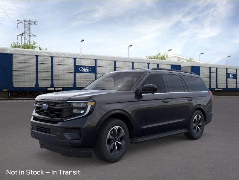 2026 Ford Expedition Active's photo