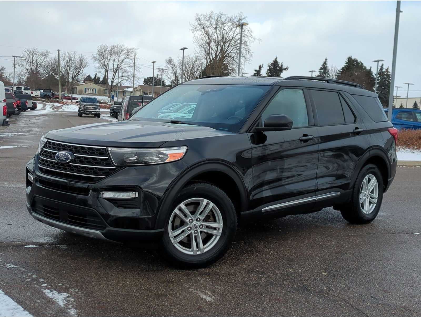 2020 Ford Explorer XLT's photo