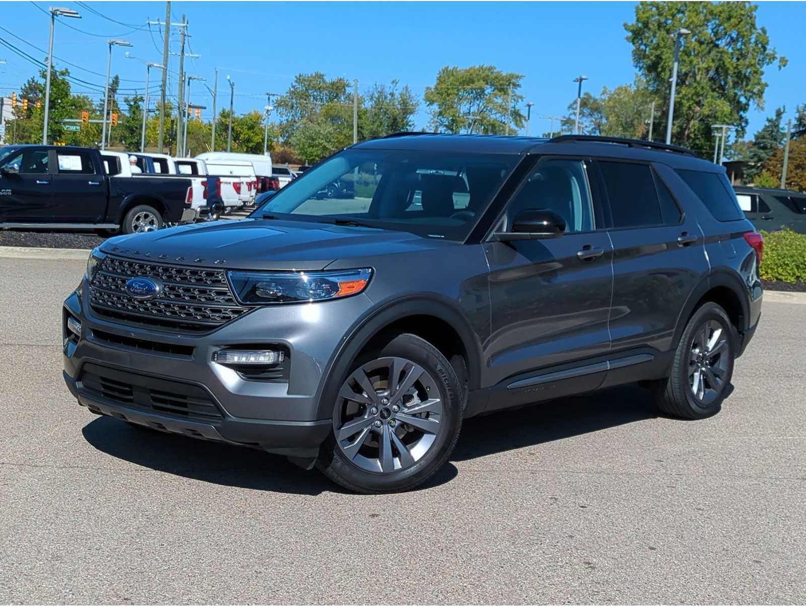 2022 Ford Explorer XLT's photo