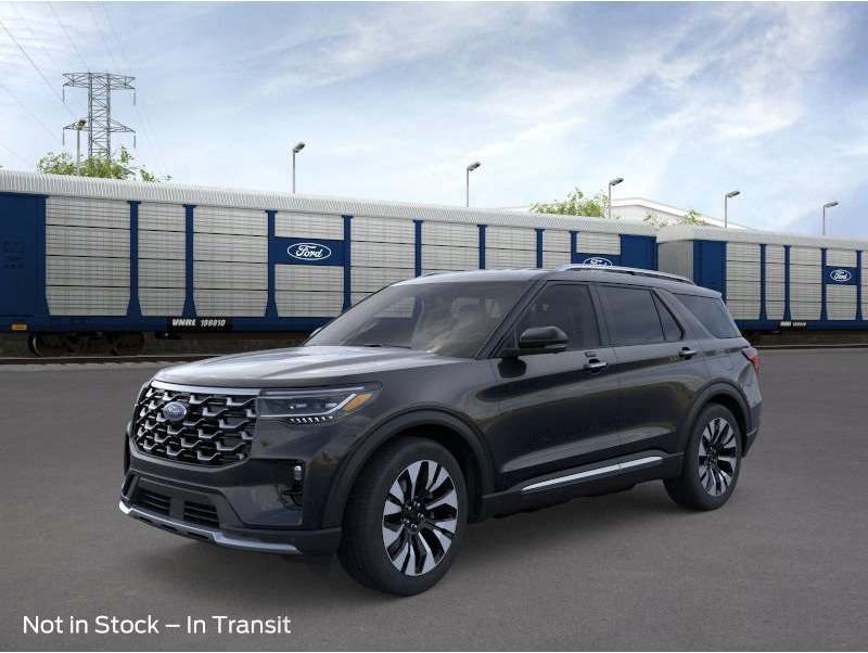 2026 Ford Explorer Platinum's photo