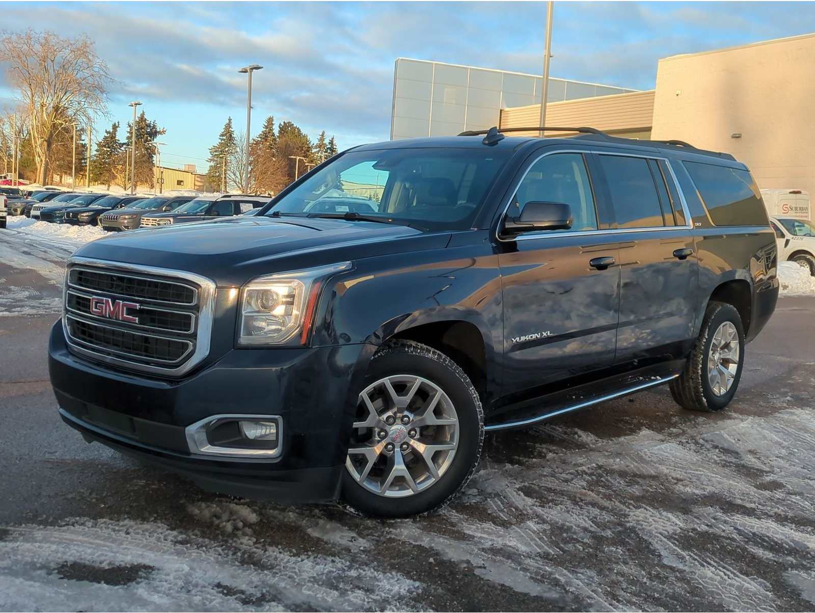 2020 GMC Yukon XL SLT's photo