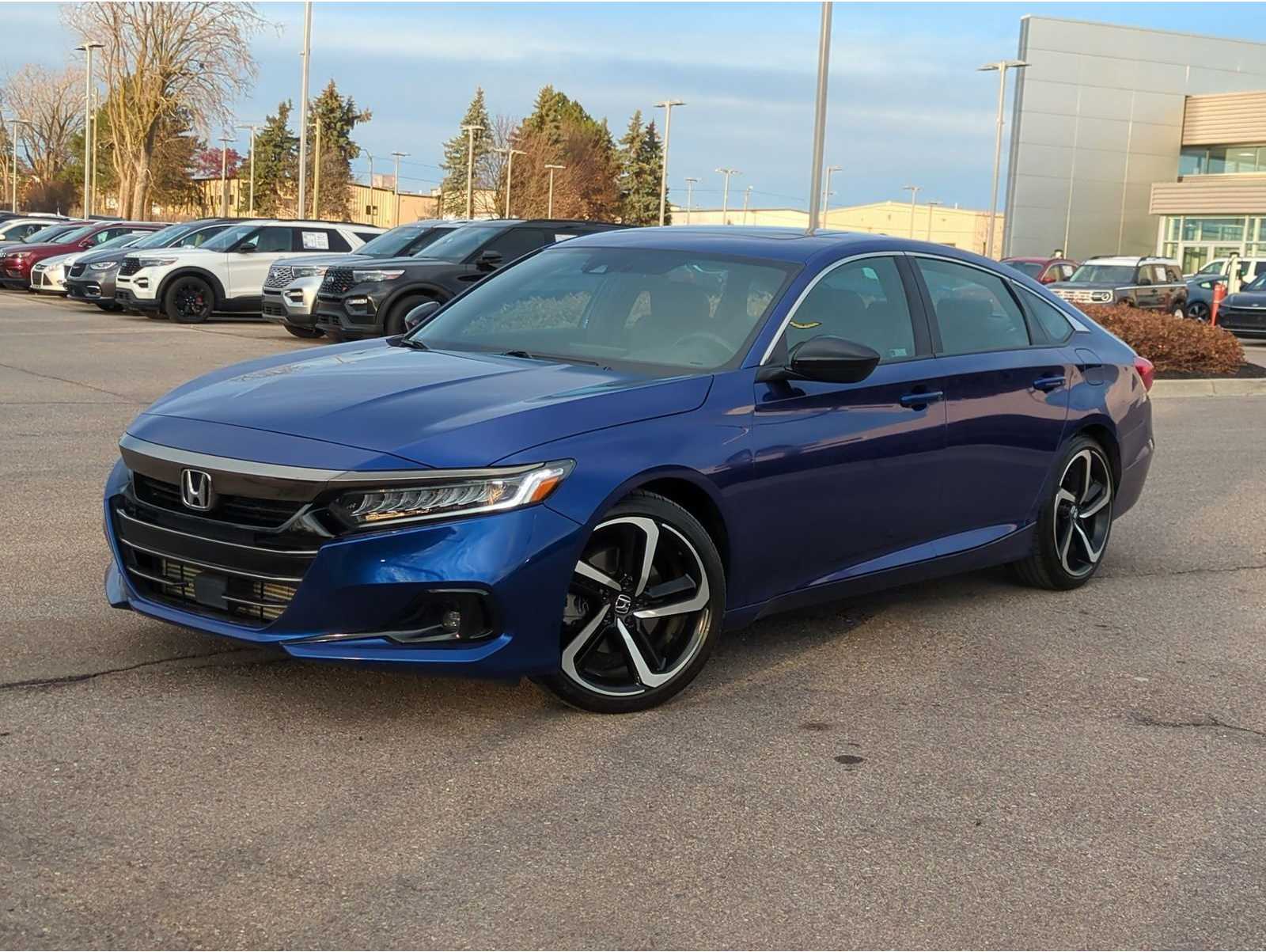 2022 Honda Accord Sport's photo