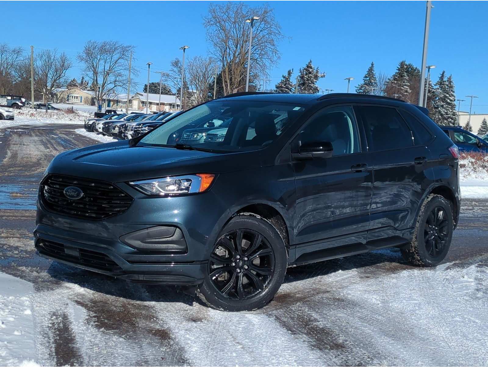 2022 Ford Edge SE
