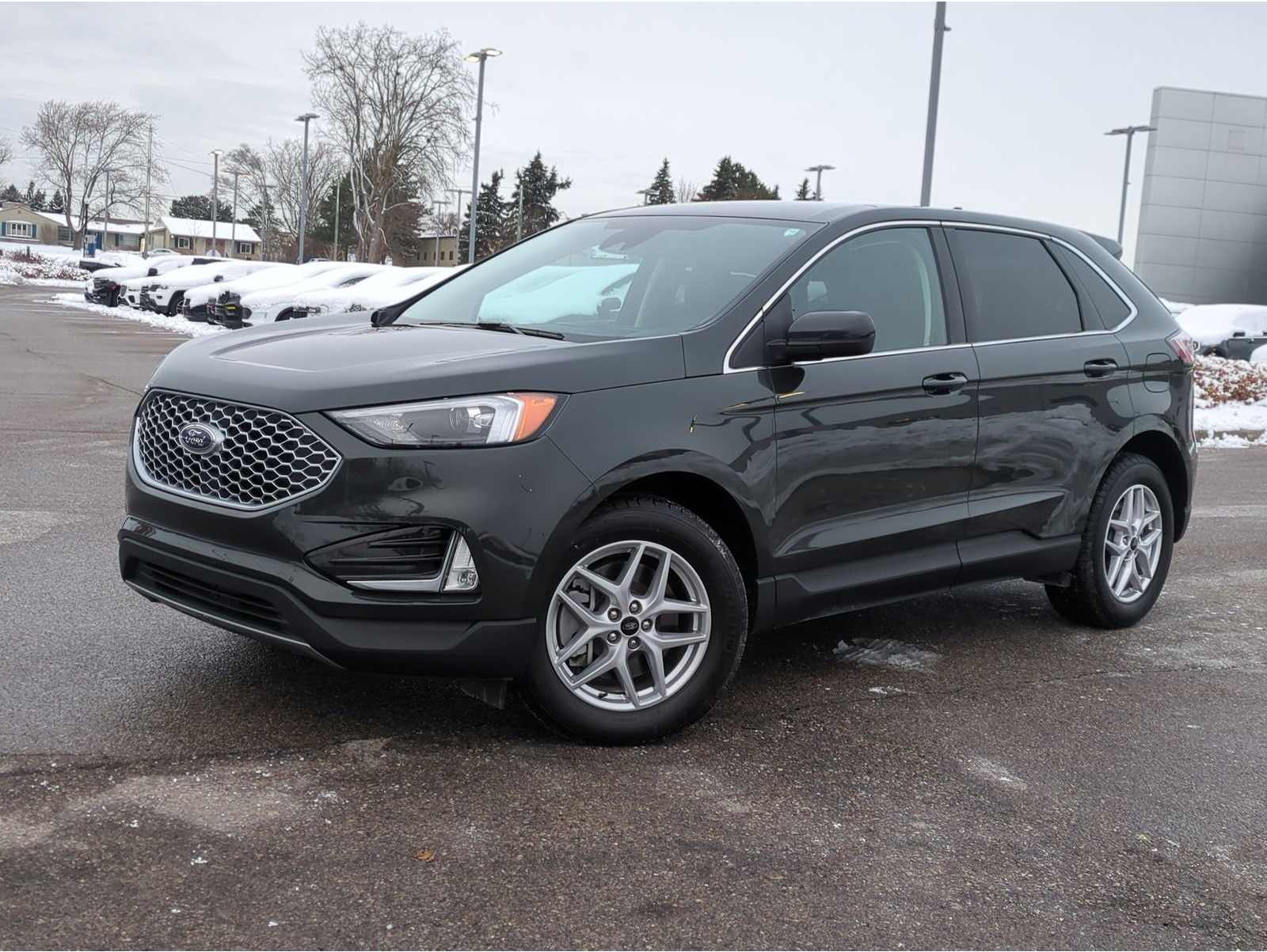 2023 Ford Edge SEL's photo