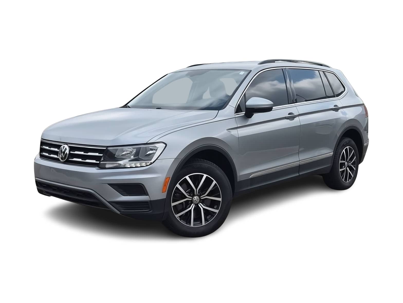 Thumbnail: 2021 Volkswagen Tiguan - 1