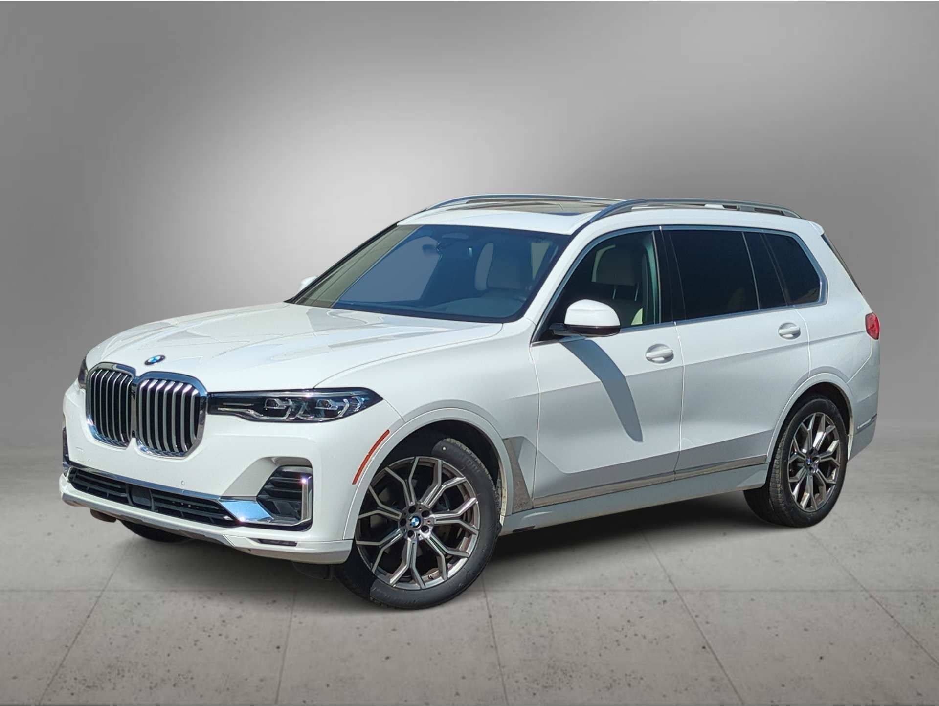 2022 BMW X7 40i's photo