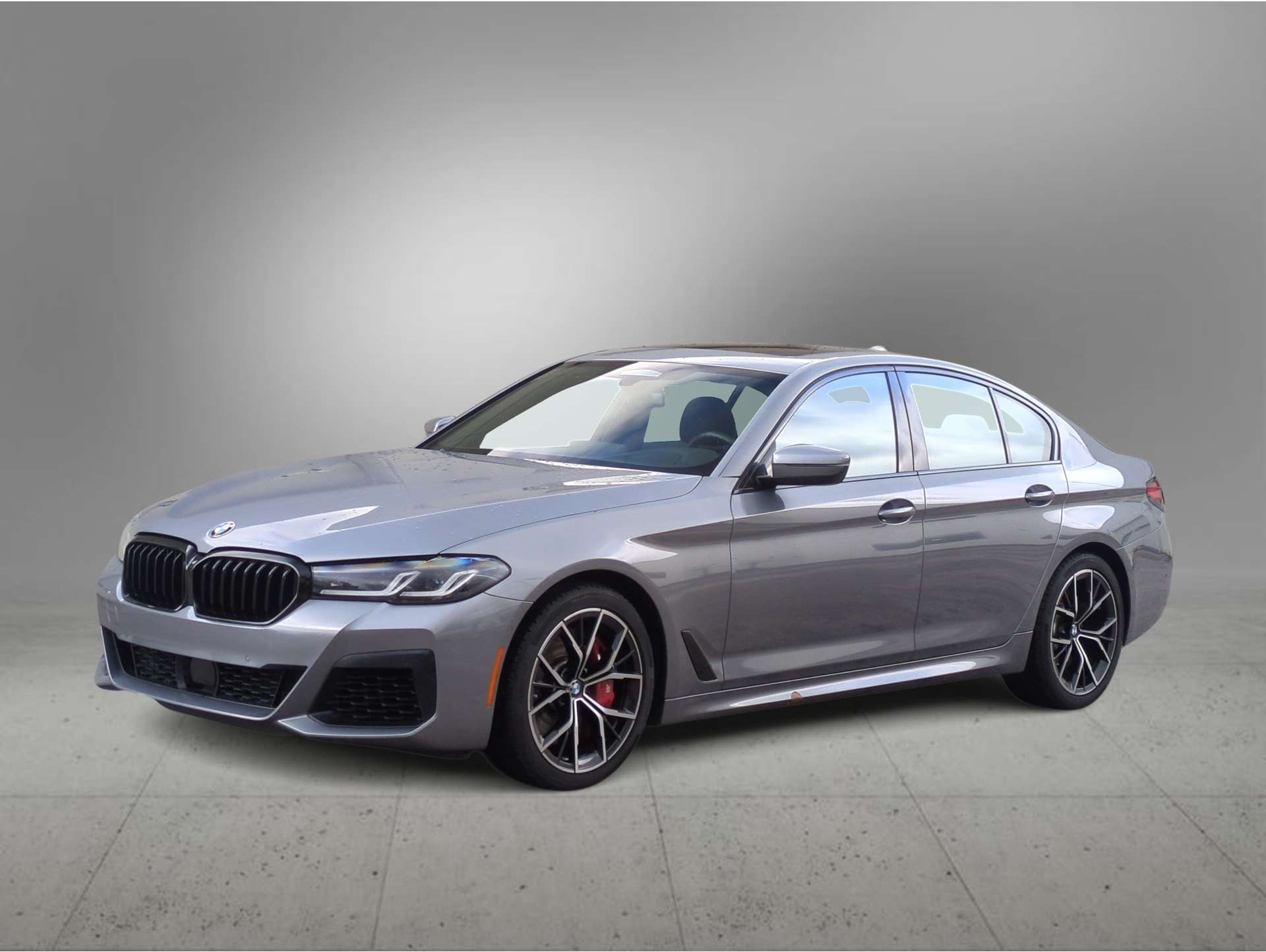 2023 BMW 5 Series 540's photo