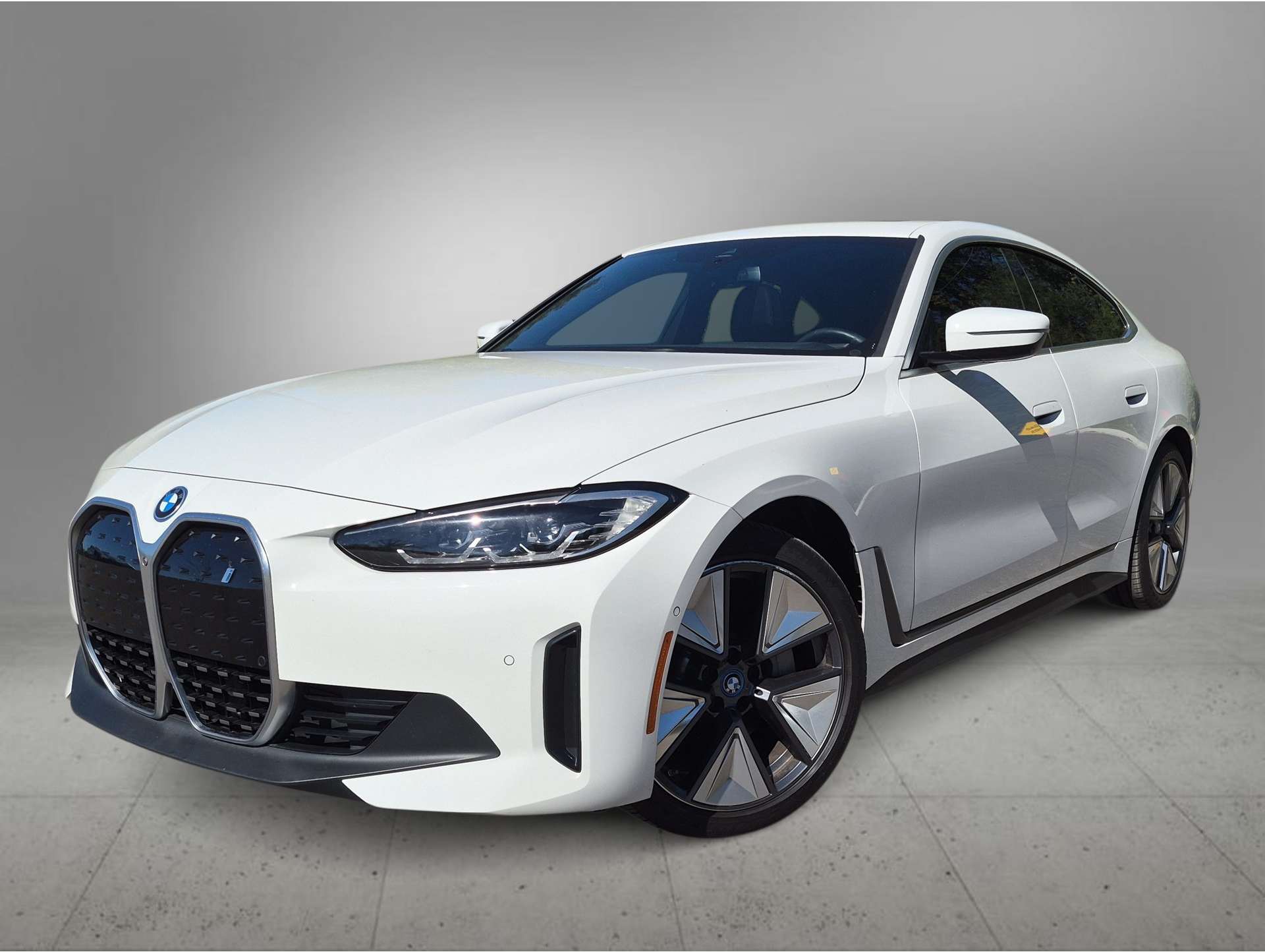 2024 BMW i4