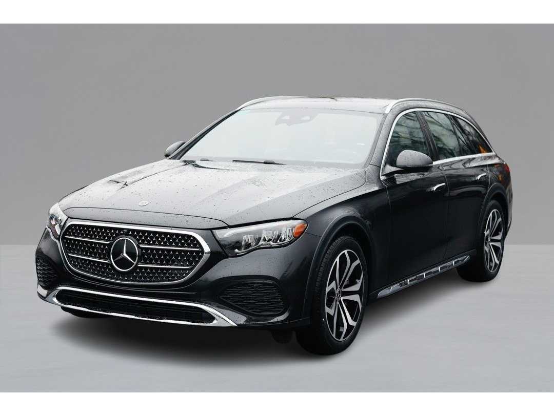 2026 Mercedes-Benz E-Class E450 All-Terrain's photo