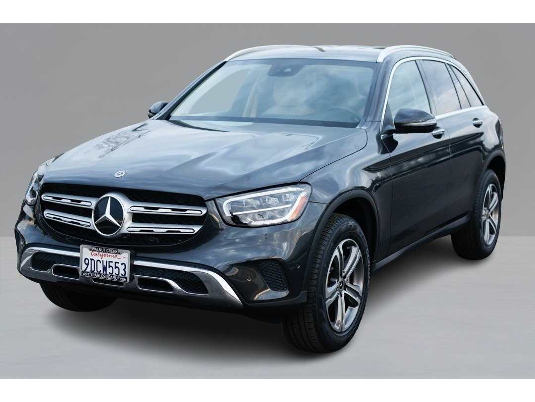 2022 Mercedes-Benz GLC GLC300's photo