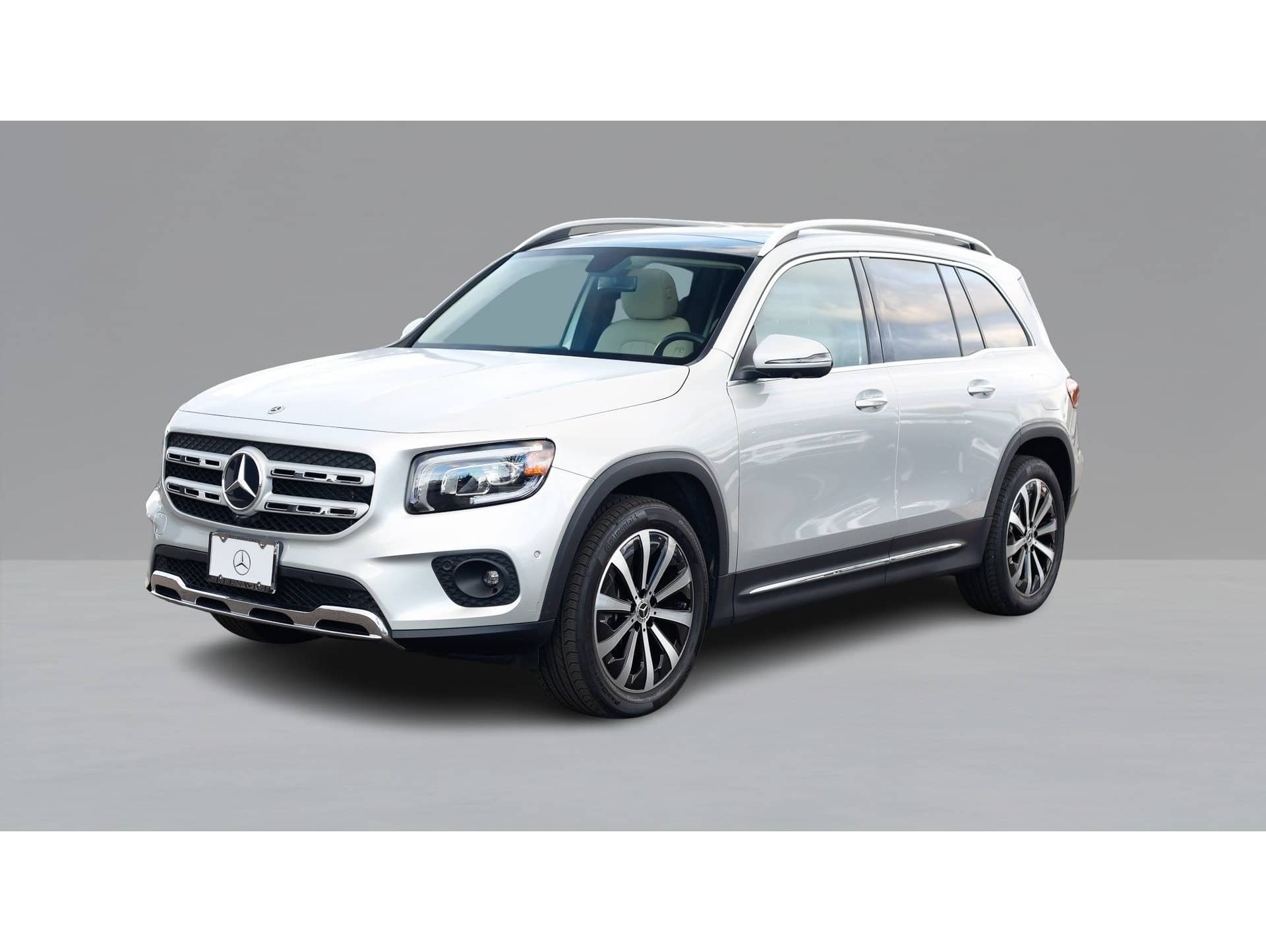 2023 Mercedes-Benz GLB Base's photo