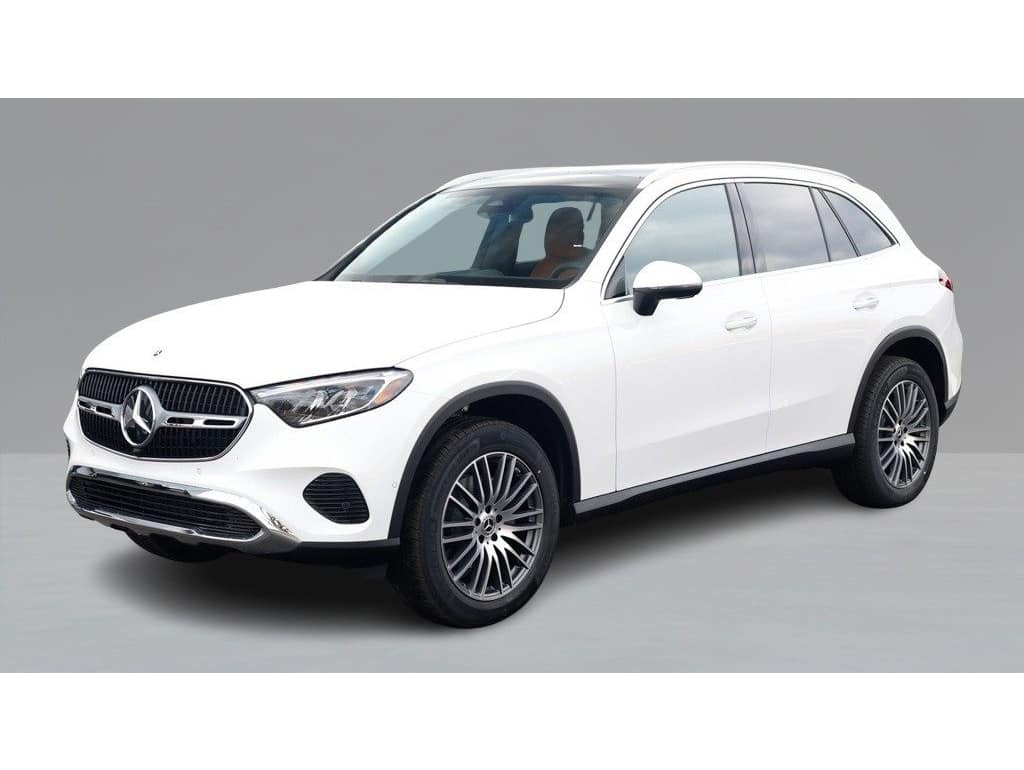 2026 Mercedes-Benz GLC Base's photo