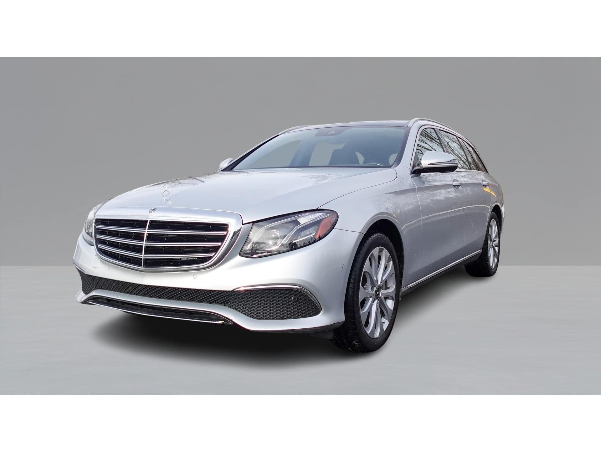 2017 Mercedes-Benz E-Class E400's photo