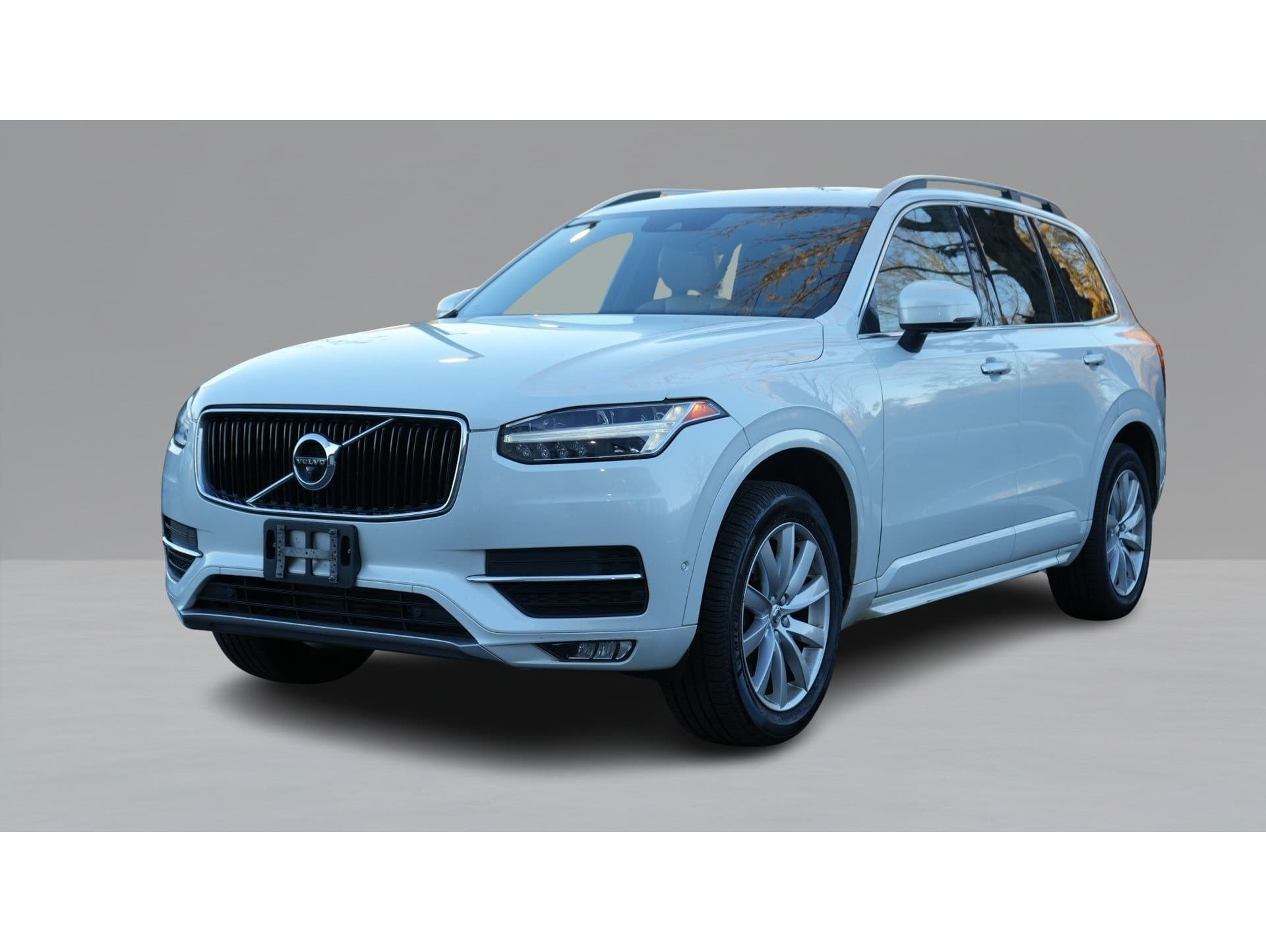 2017 Volvo XC90 Momentum