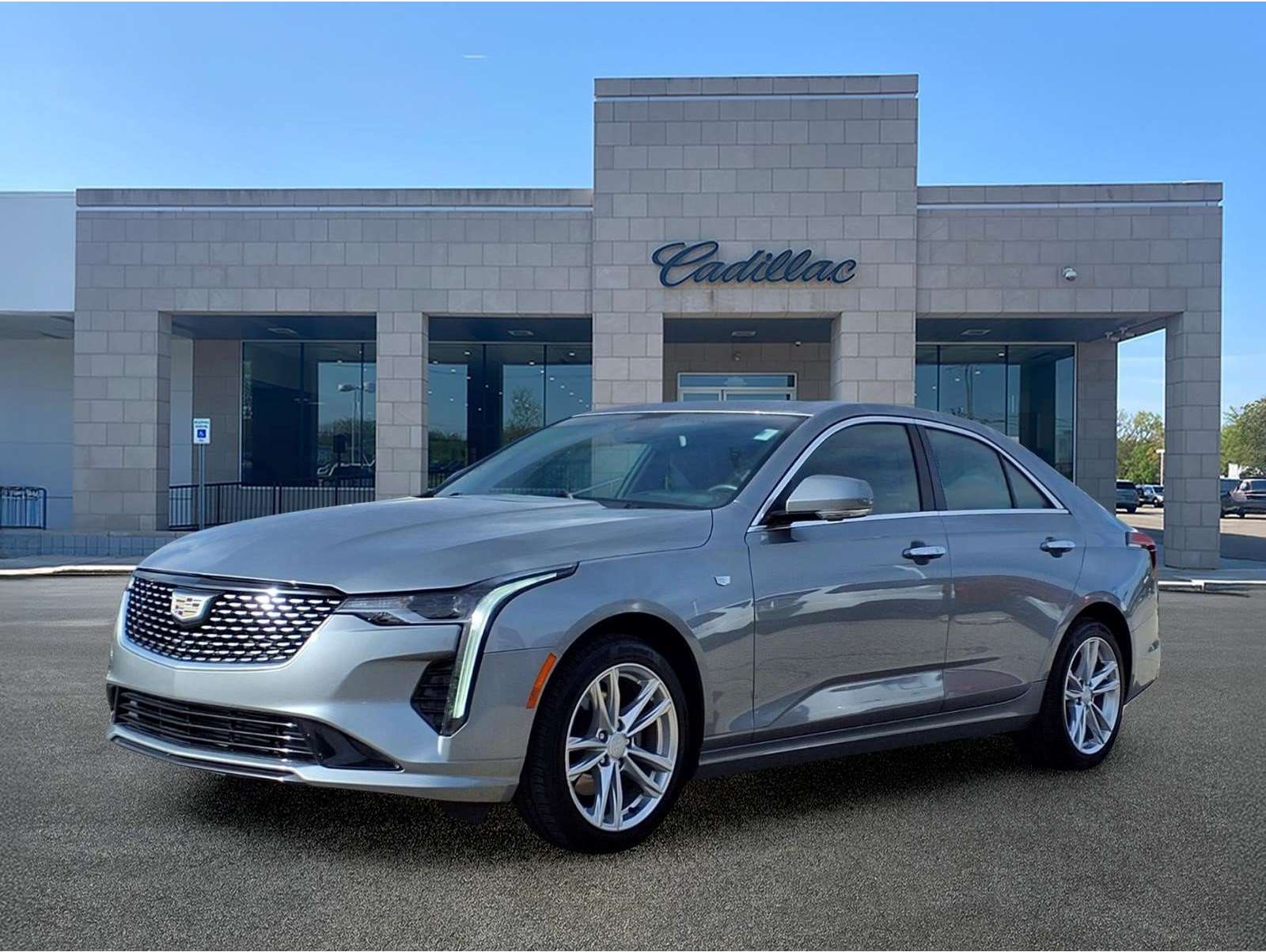 2024 Cadillac CT4 Luxury