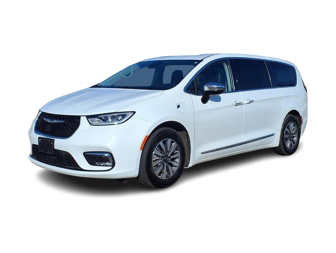 Thumbnail: 2023 Chrysler Pacifica - 1