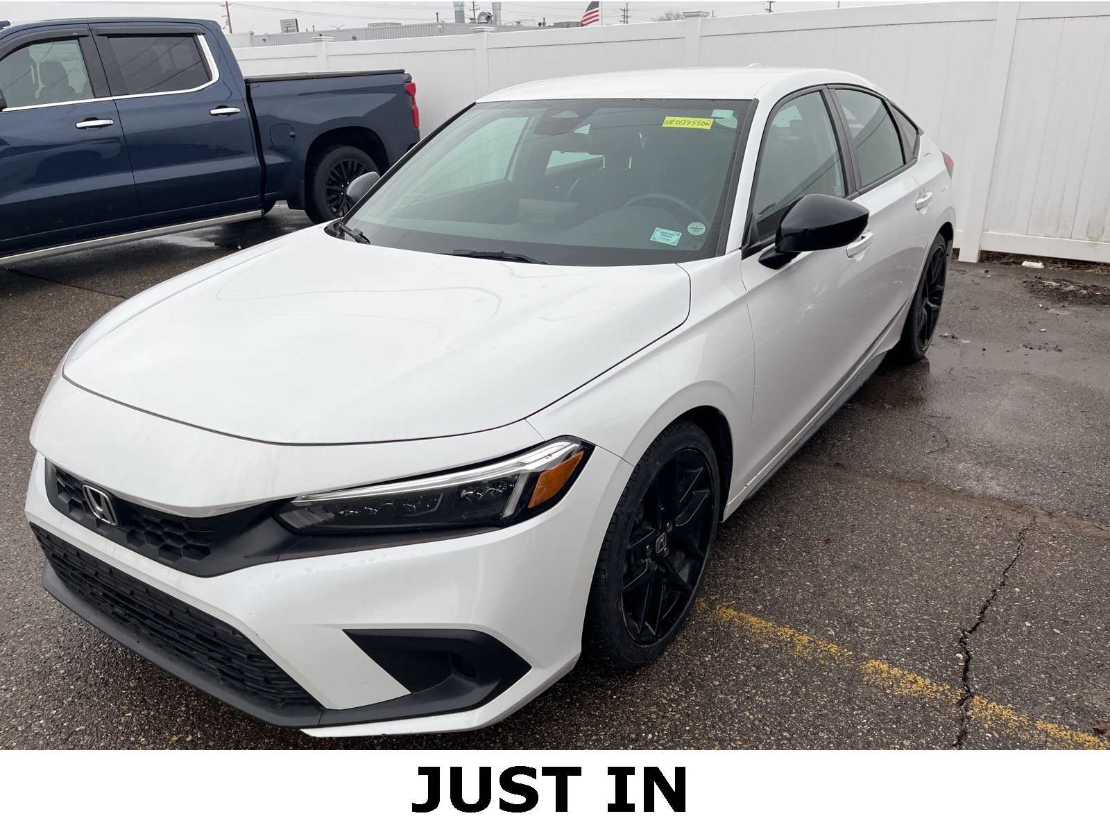 2022 Honda Civic Hatchback Sport's photo