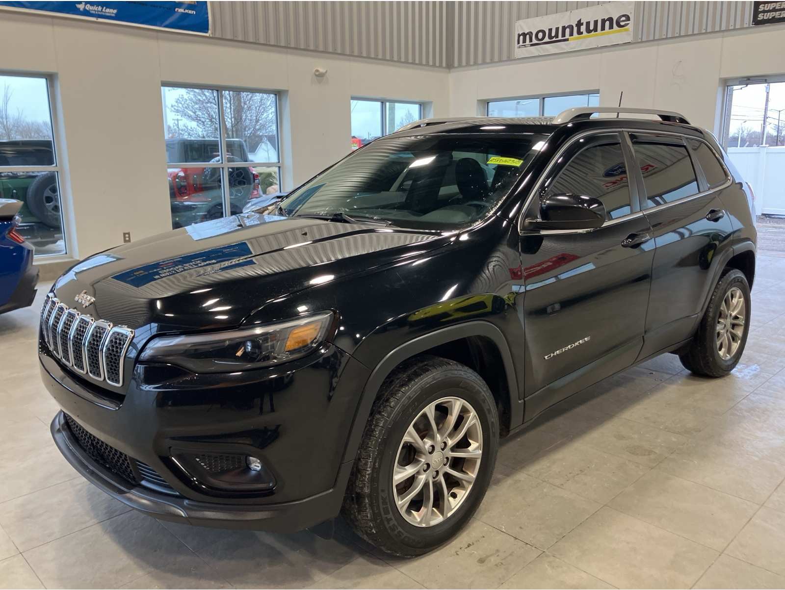 2019 Jeep Cherokee Latitude Plus's photo