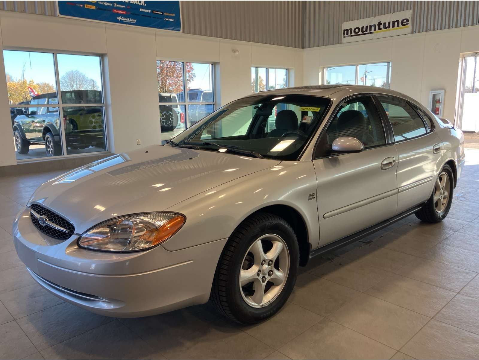 2000 Ford Taurus SES
