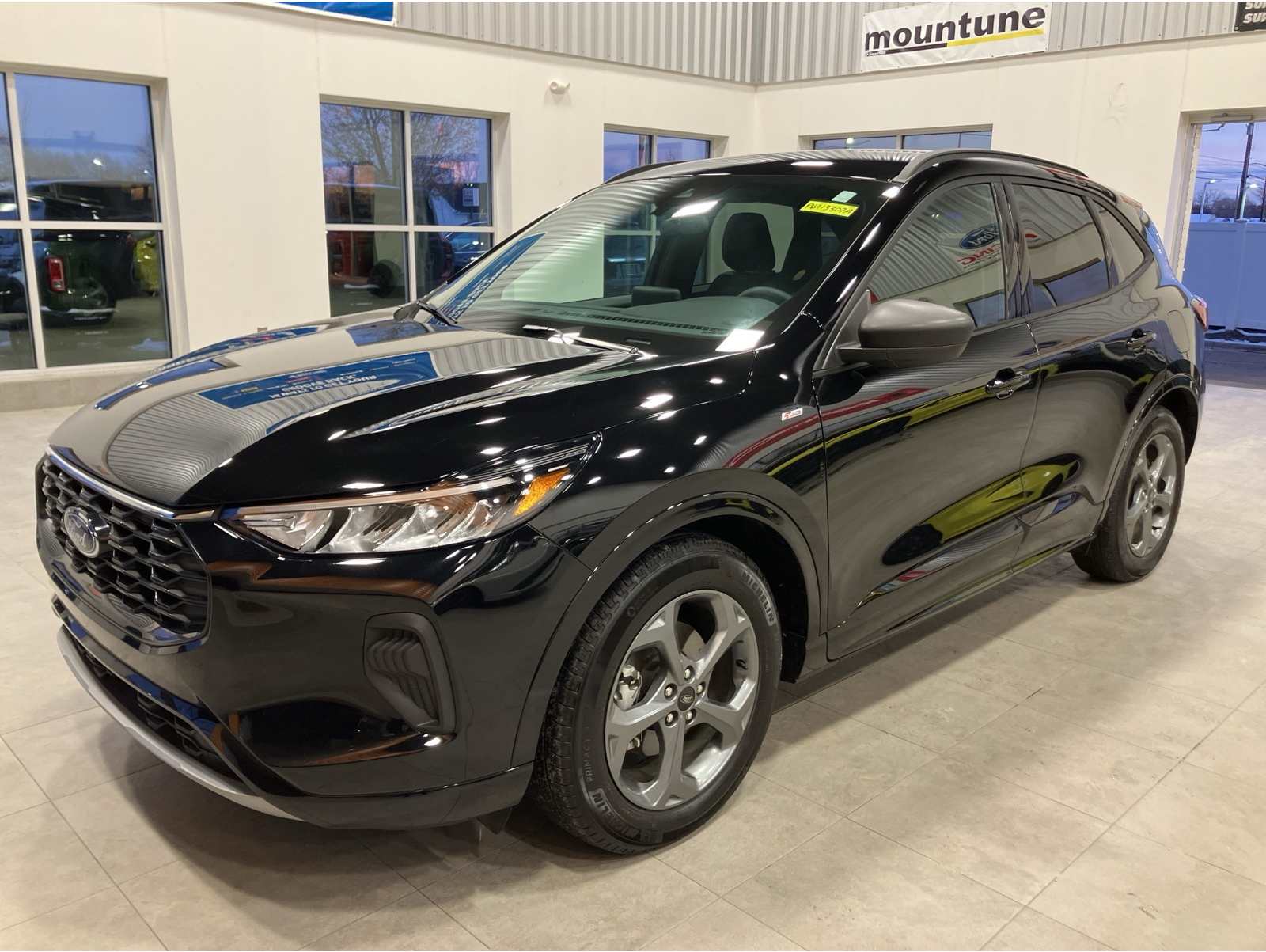 2023 Ford Escape ST-Line's photo