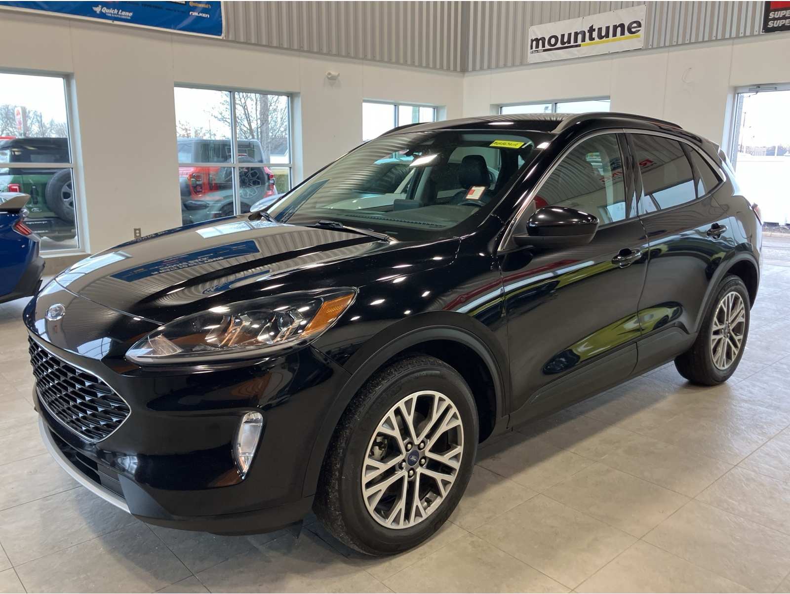 2021 Ford Escape SEL's photo