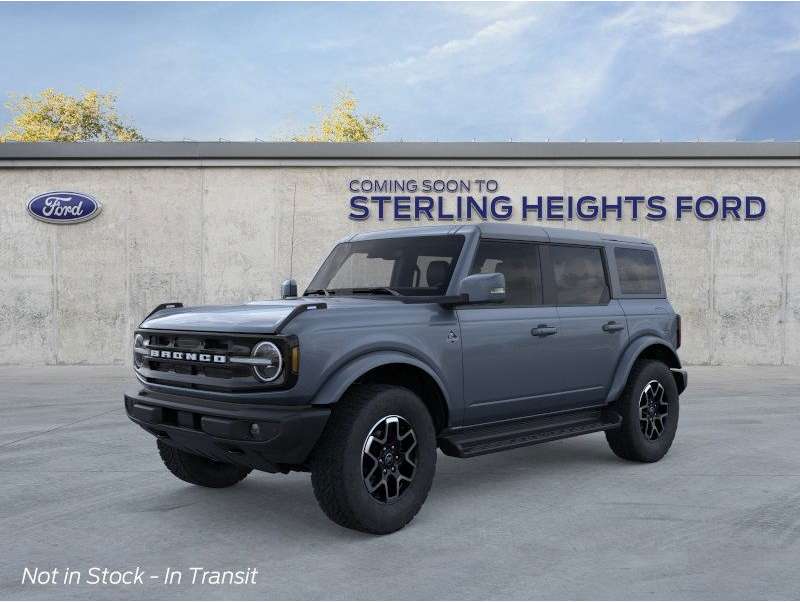 2025 Ford Bronco 4-Door Outer Banks's photo