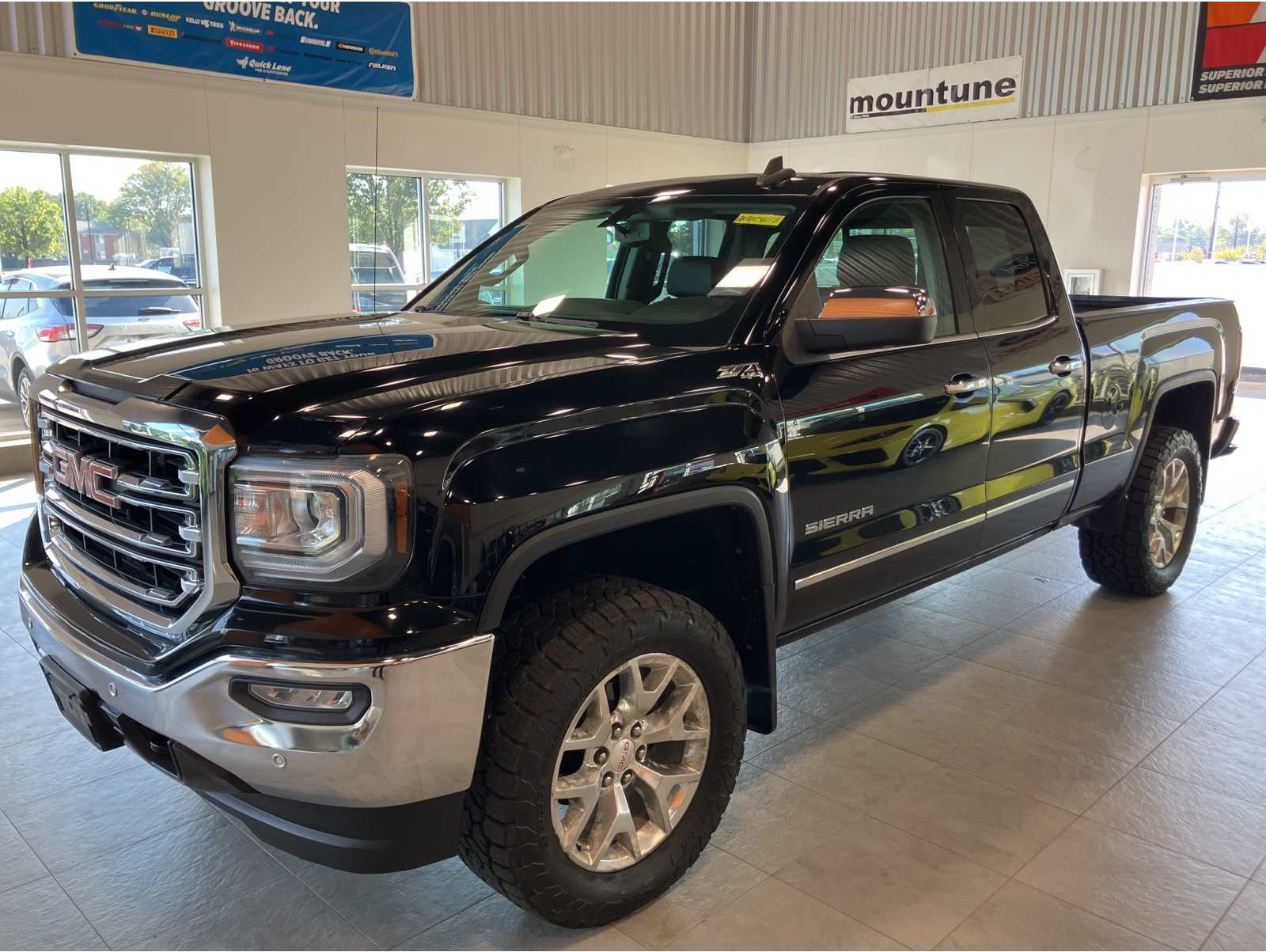 2017 GMC Sierra 1500 SLT