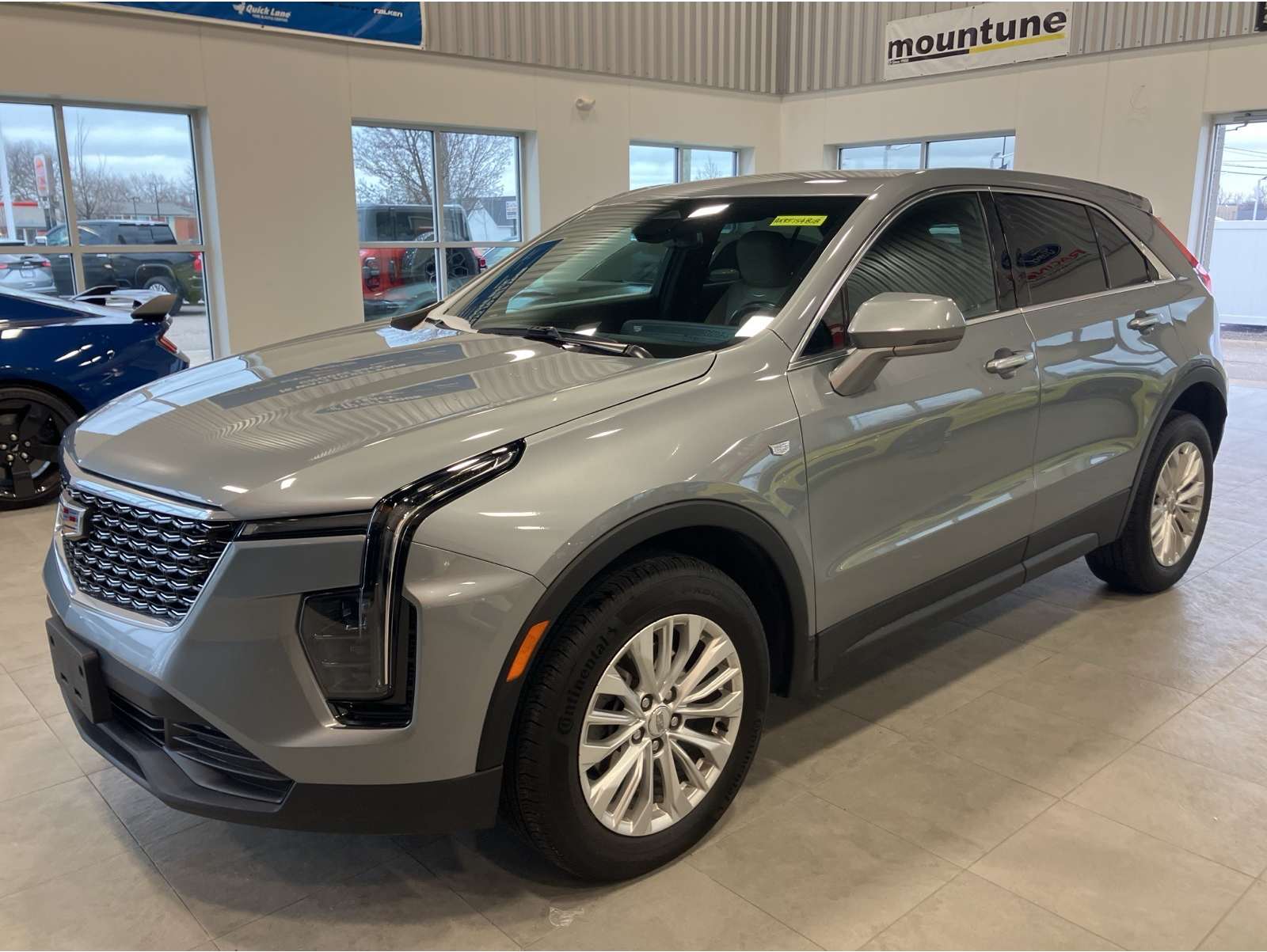 2024 Cadillac XT4 Luxury