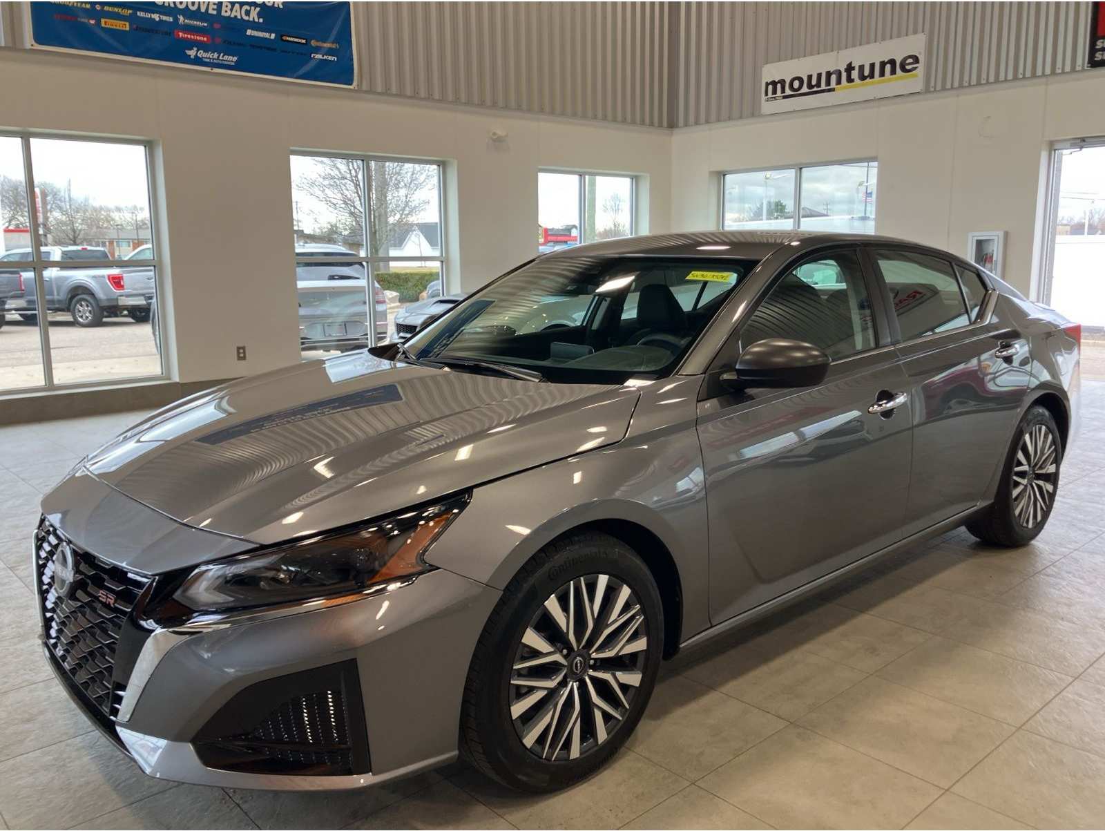 2025 Nissan Altima SV