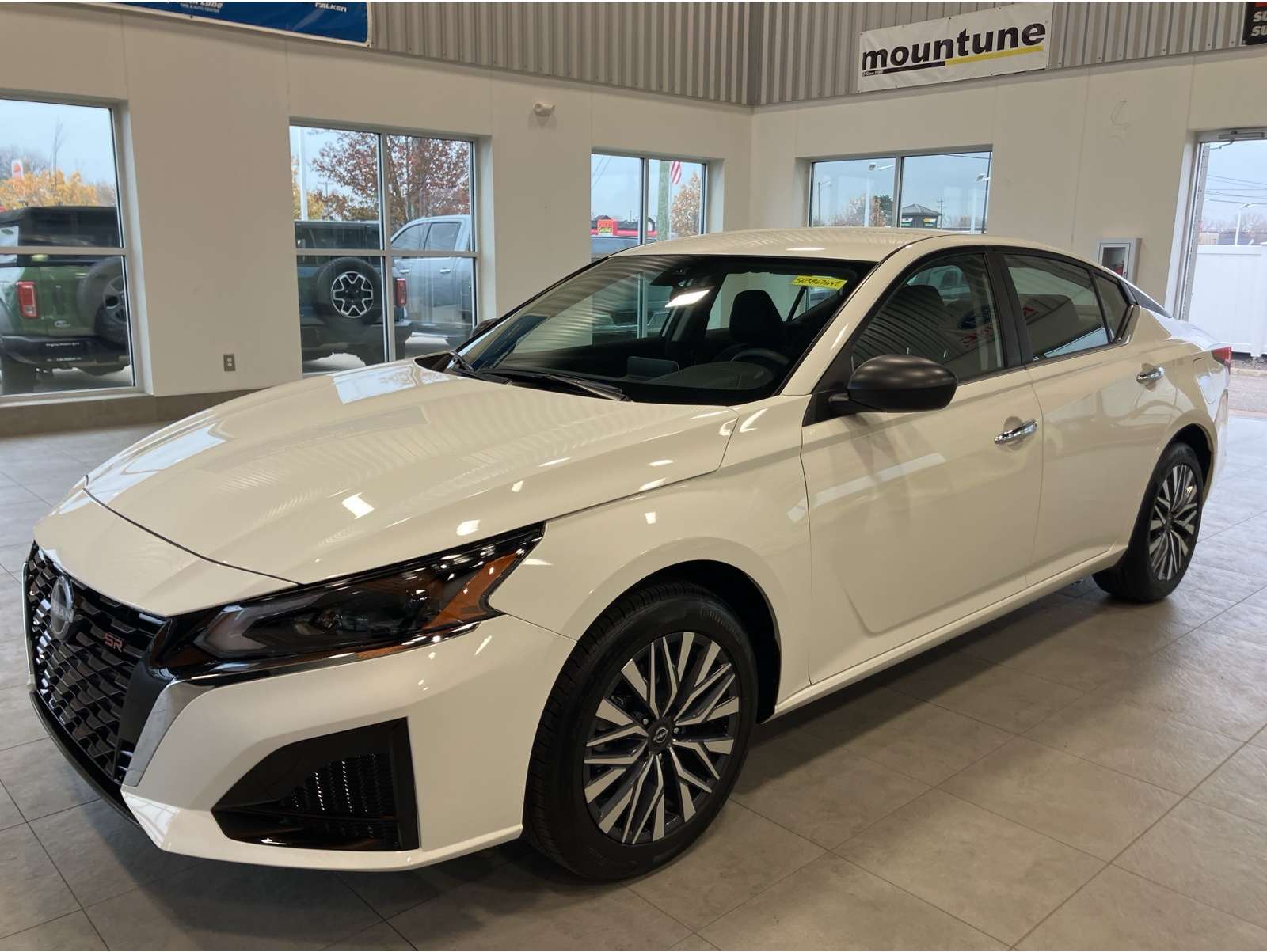 2025 Nissan Altima SV