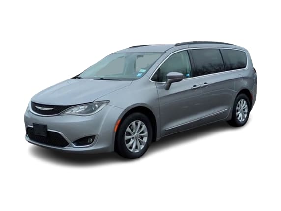 2017 Chrysler Pacifica Touring L -
                Sterling Heights, MI