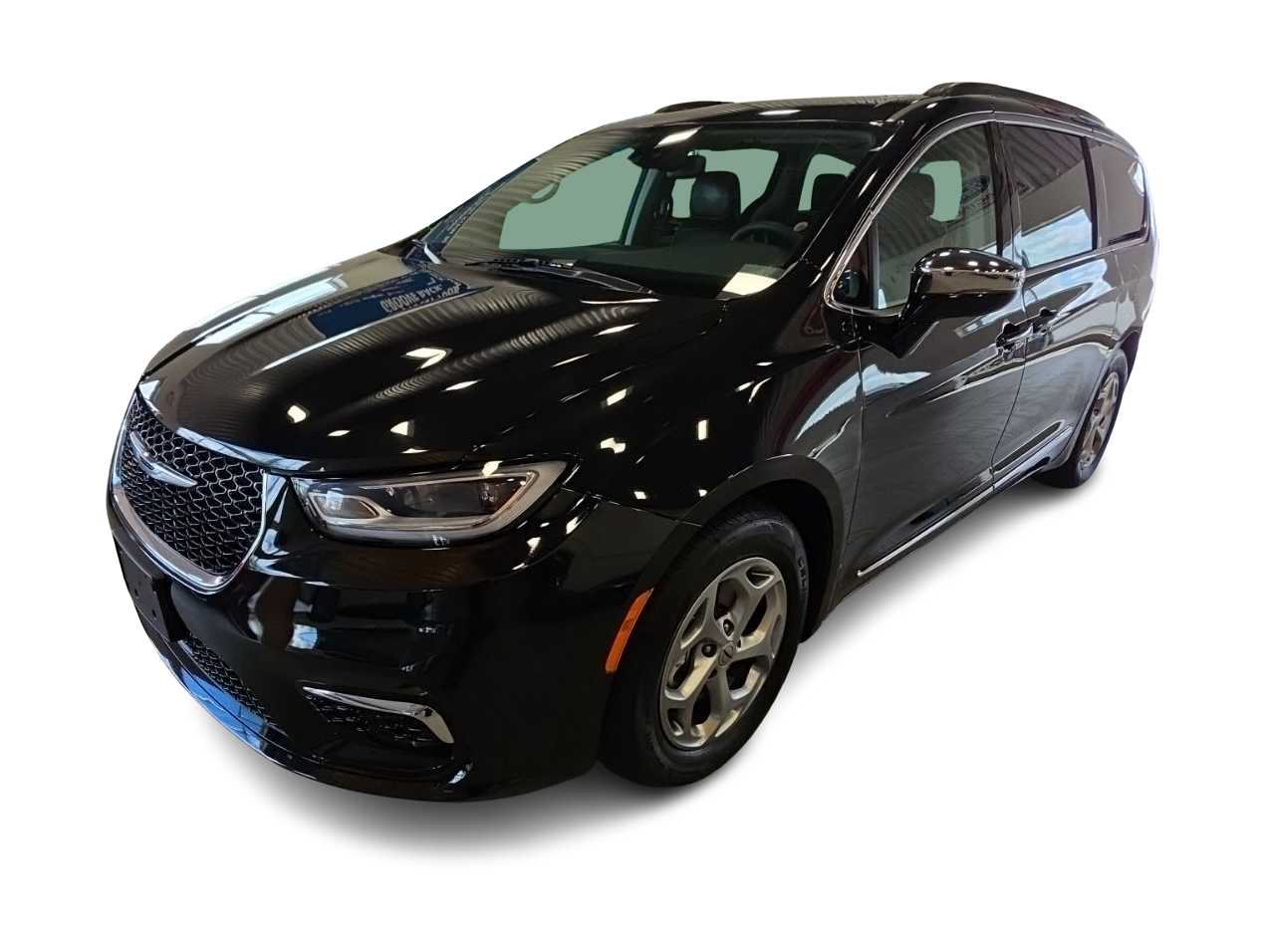 Thumbnail: 2023 Chrysler Pacifica - 1