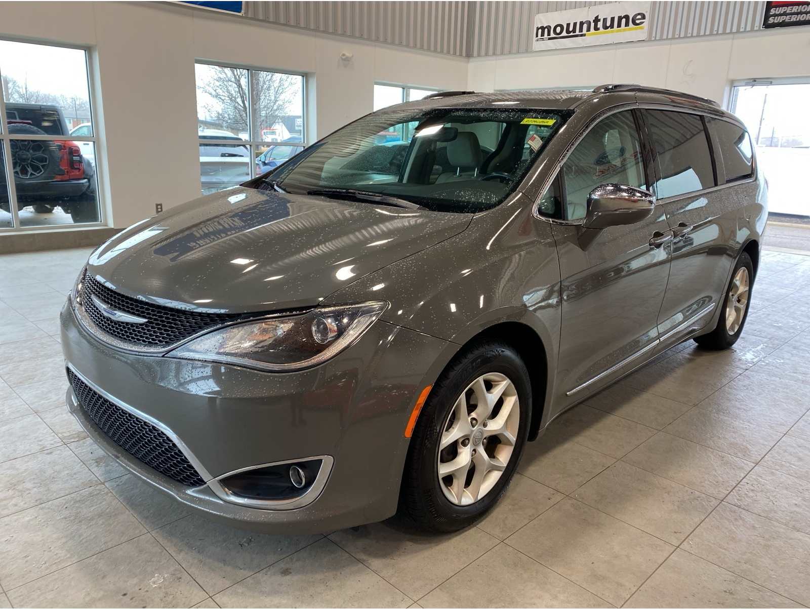 2020 Chrysler Pacifica Limited