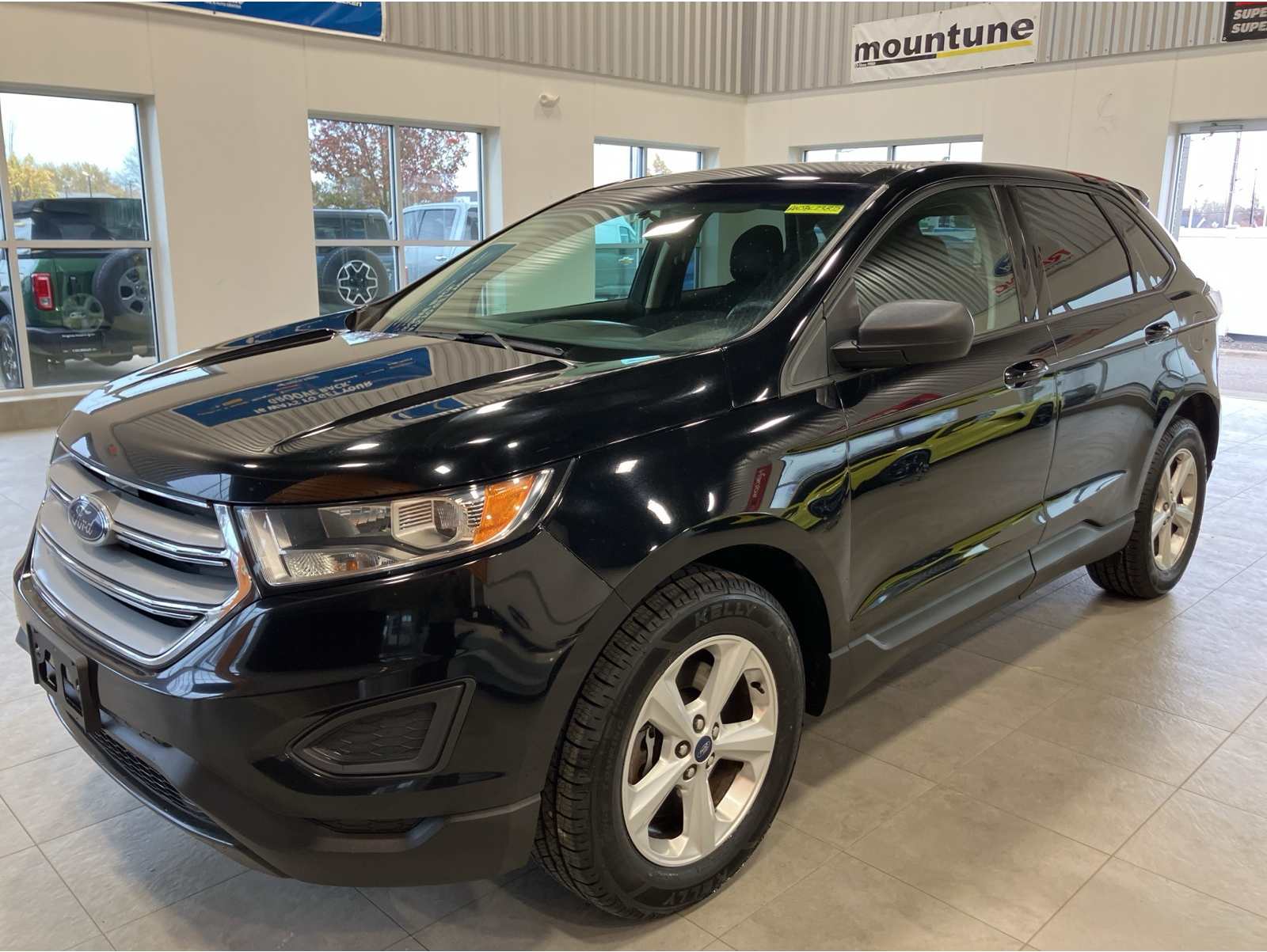 2018 Ford Edge SE