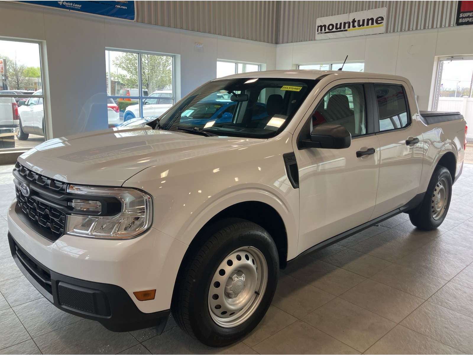 2024 Ford Maverick XL