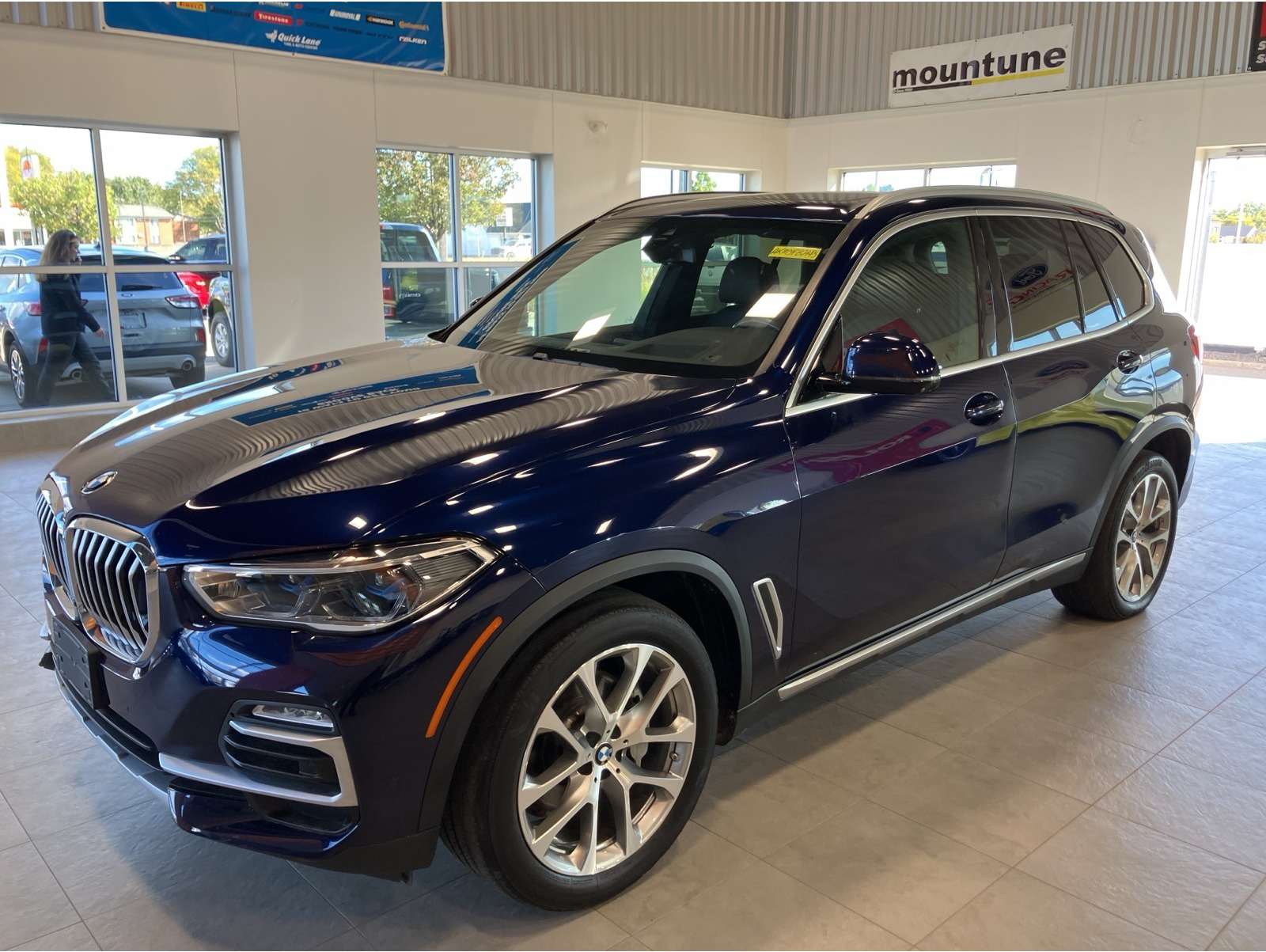 2021 BMW X5 40i's photo