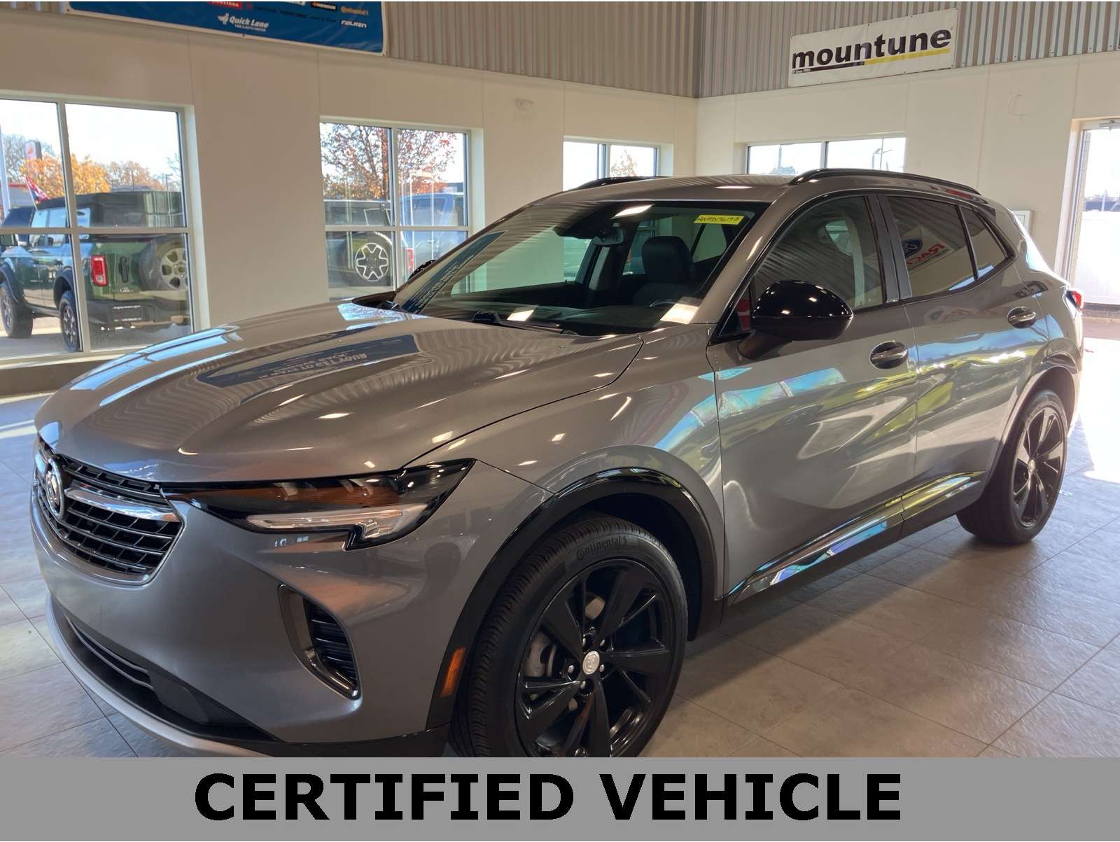 2021 Buick Envision Preferred's photo