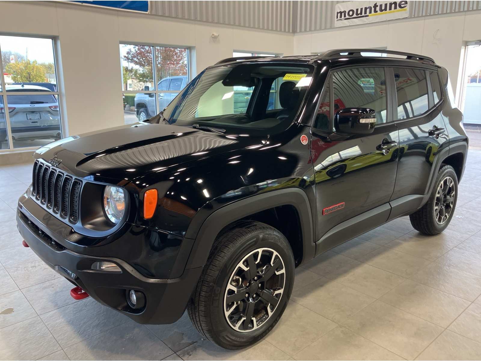 2023 Jeep Renegade Trailhawk's photo