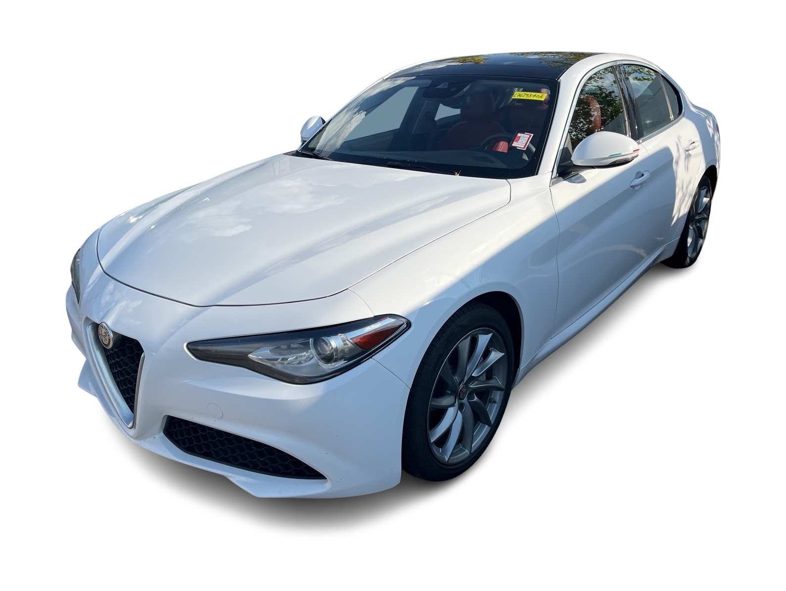 Thumbnail: 2020 Alfa Romeo Giulia - 1