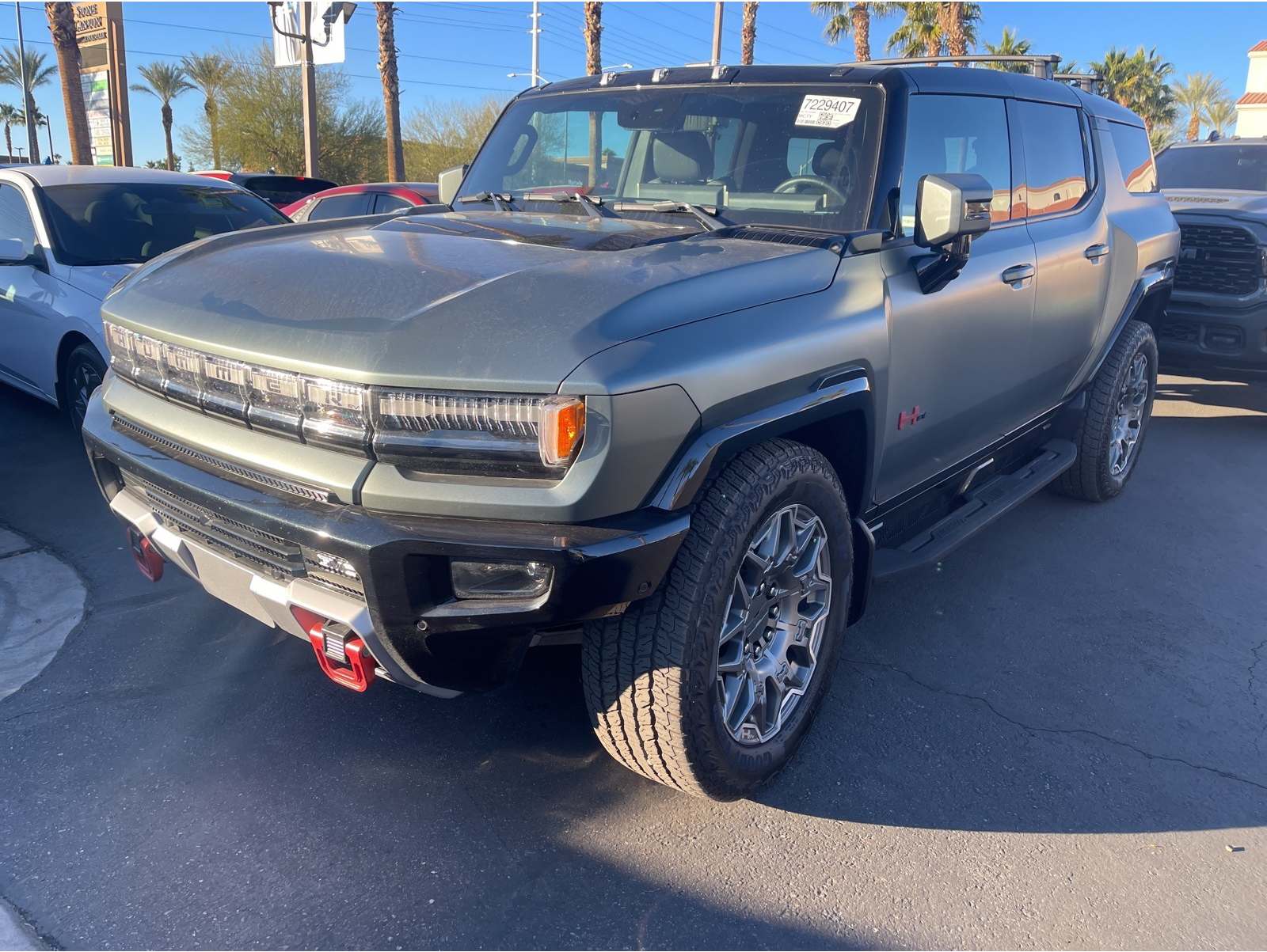 2024 GMC HUMMER EV 3X's photo